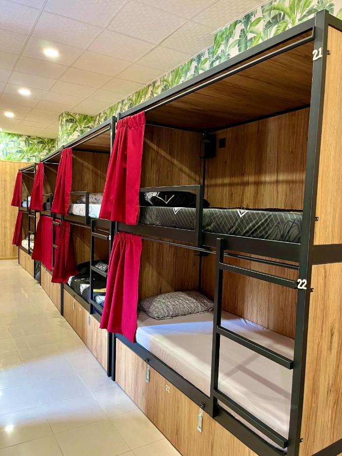 Velvet Hostel Madrid Kültér fotó