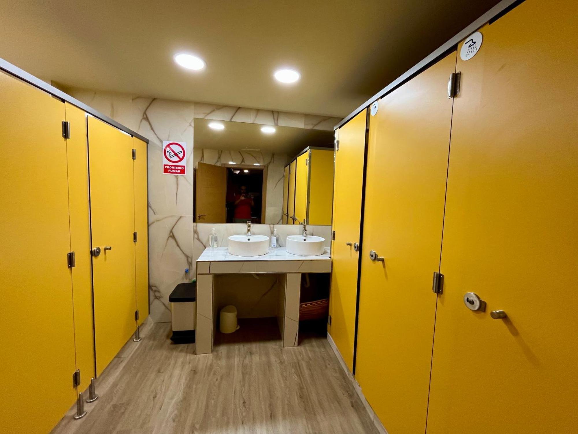 Velvet Hostel Madrid Kültér fotó