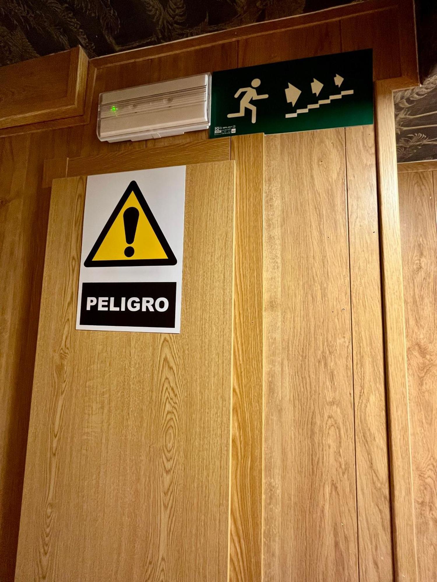 Velvet Hostel Madrid Kültér fotó